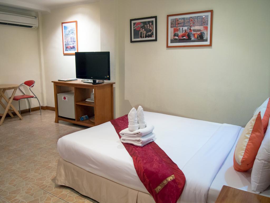 Secrets Hotel Pattaya Esterno foto
